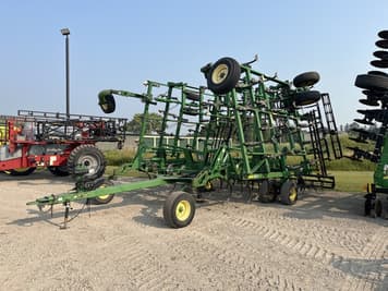 Main image John Deere 2210